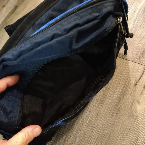 L.L. Bean Multi-Sport Fanny Pack - Picture 6 of 10